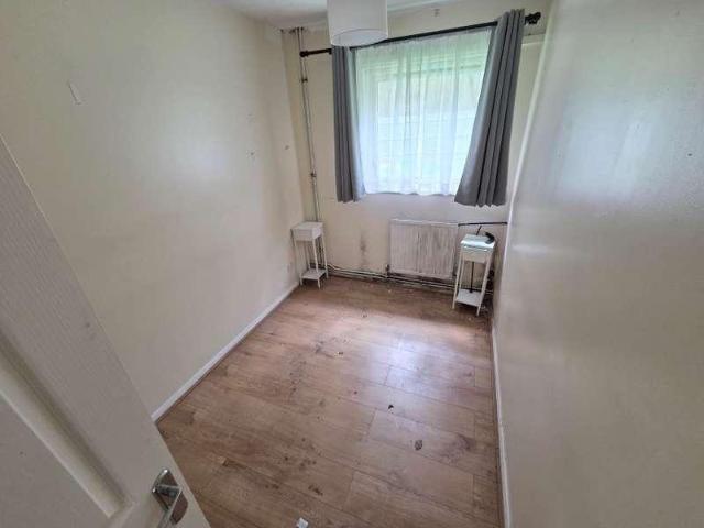 House for sale in Minley, Hart