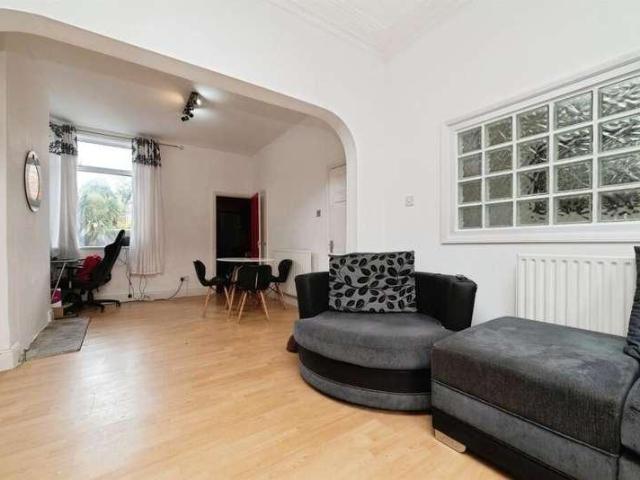 House for sale in Avenues, Hull