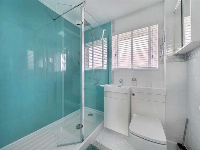 House for sale in Lee-on-the-Solent, Middlecroft