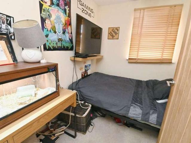 House for sale in Worsbrough, South Yorkshire