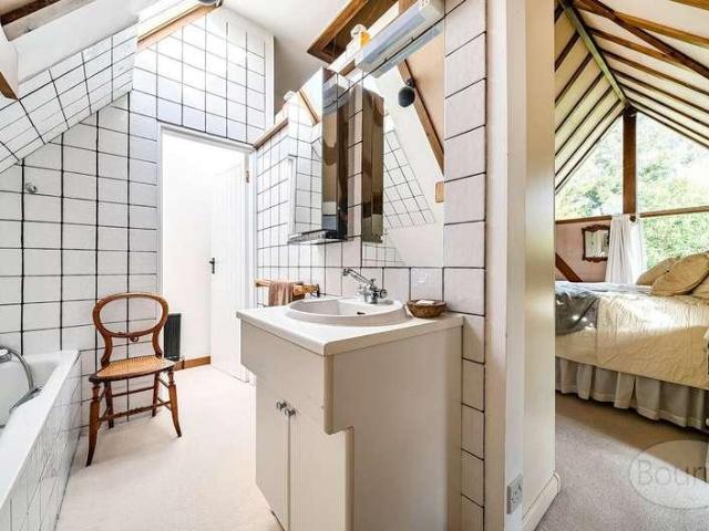 House for sale in Stoke D'Abernon, Elmbridge