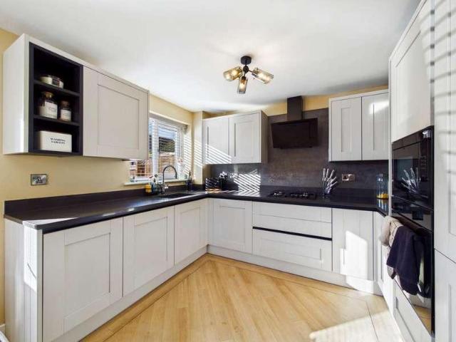 House for sale in Kinsley, Wakefield