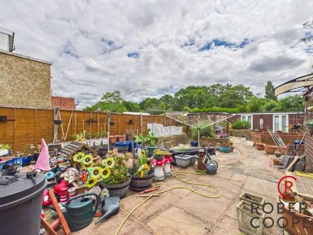 House for sale in Eastcote, Greater London