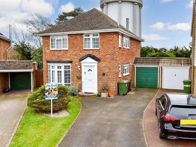 House for sale in Midway, Kent