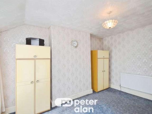 House for sale in Plasmarl, Nangreaves
