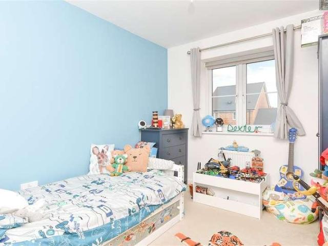 House for sale in Gravesend, Gravesham
