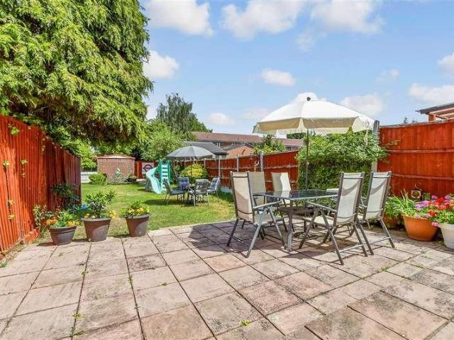 House for sale in Woodford, Greater London