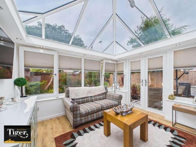 House for sale in Common Edge, Blackpool
