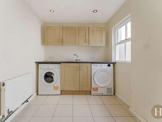 House for sale in Metchley, Birmingham