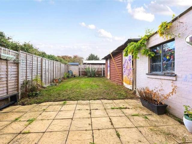 House for sale in Staines-upon-Thames, Surrey