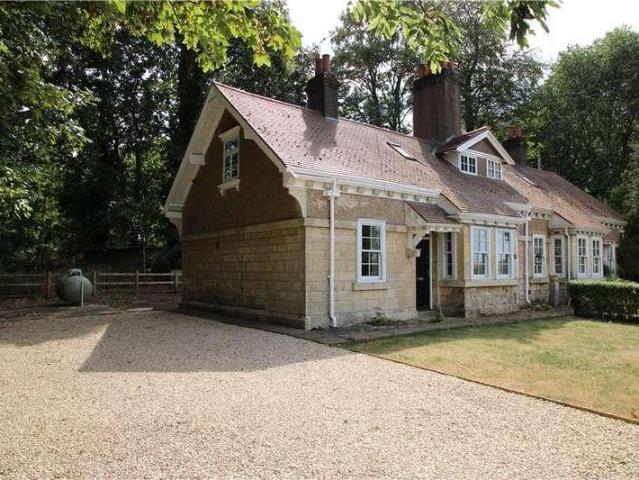 House for sale in Fishers Green, North Yorkshire