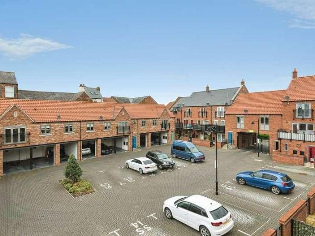 House for sale in Old Town, Hull
