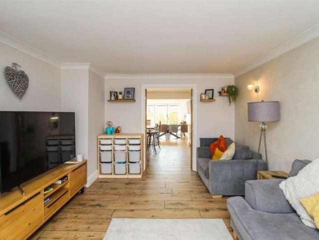 House for sale in Horbury, West Yorkshire