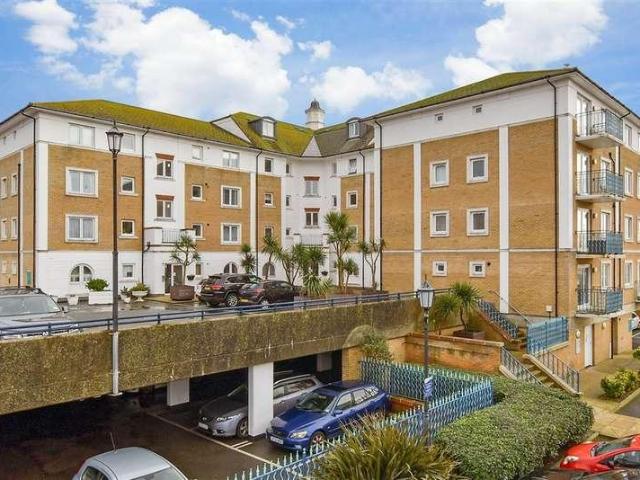House for sale in Roedean