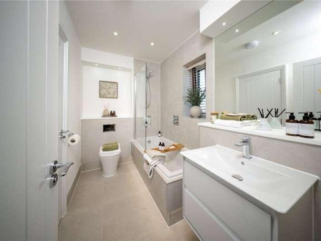 House for sale in Martin's Heron, Winkfield