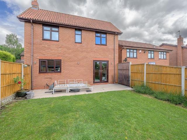 House for sale in Brierley Hill, West Midlands