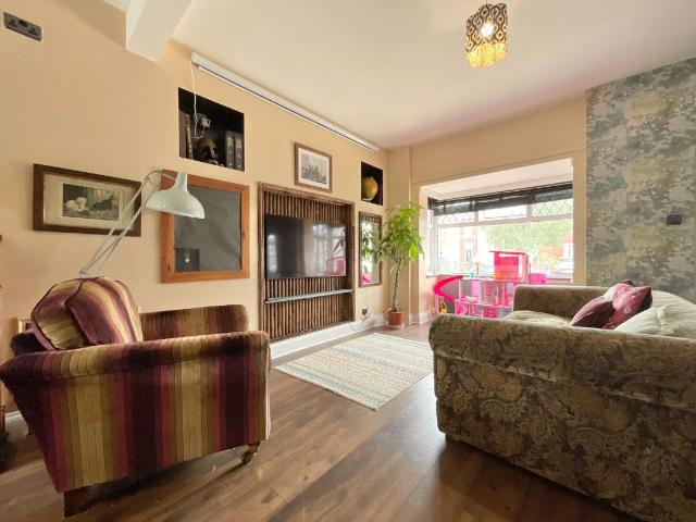 House for sale in Marshside, Southport