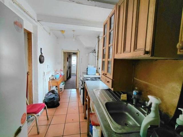 House for sale in London Borough of Hounslow, Greater London