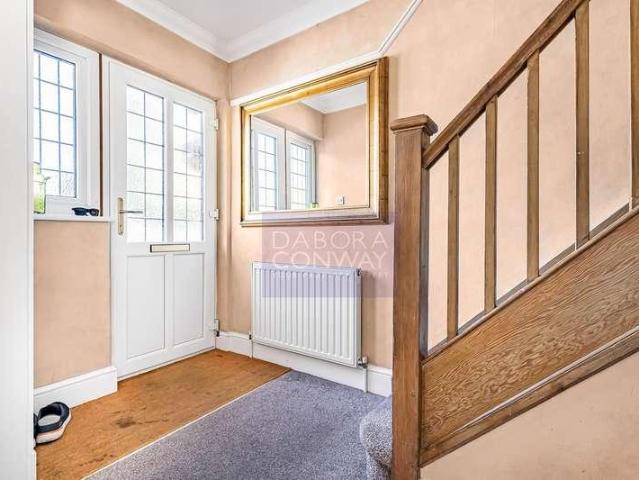 House for sale in London Borough of Redbridge, Greater London