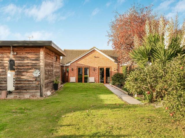 House for sale in Kingsditch, Cheltenham