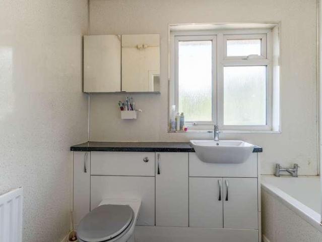 House for sale in Allt-yr-yn, Wales