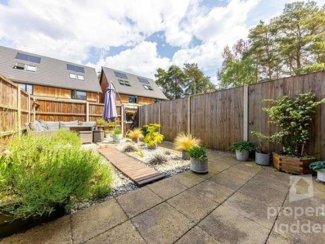 House for sale in New Catton, East Bank