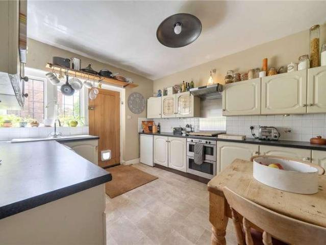 House for sale in Aldershot, Hampshire