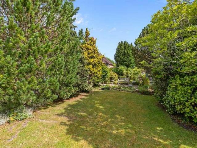 House for sale in Horsham, West Sussex