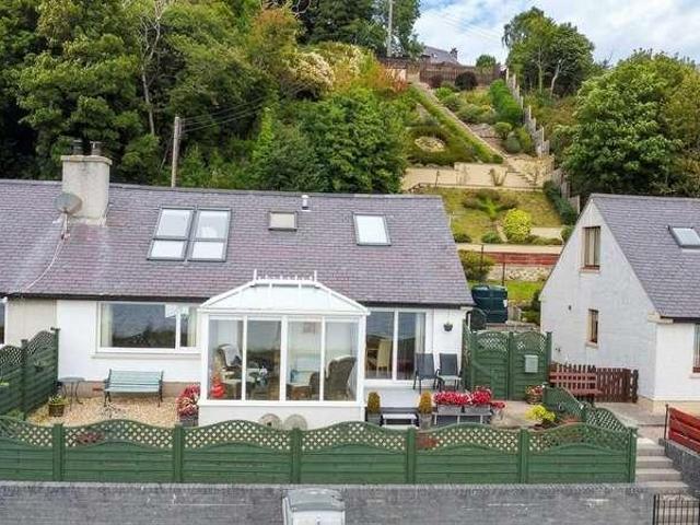 House for sale in Clachnaharry, Scotland