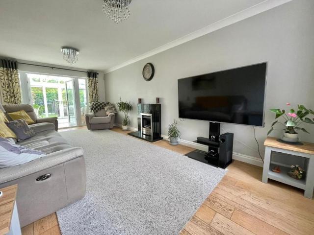 House for sale in Ham and Stone, School House