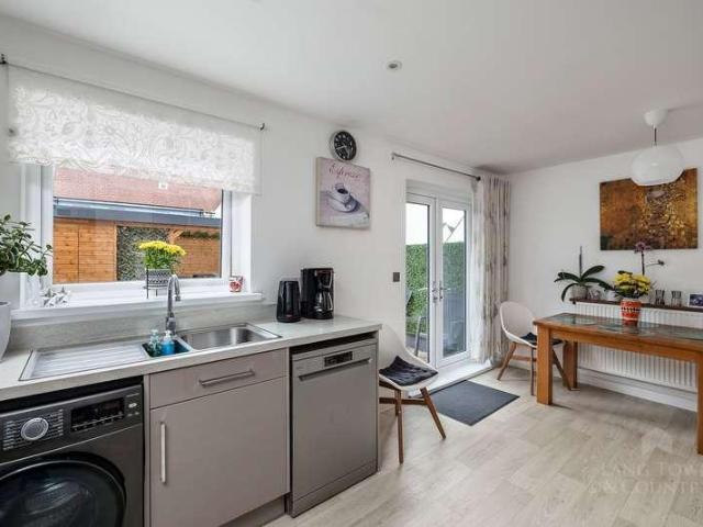 House for sale in Mount Wise
