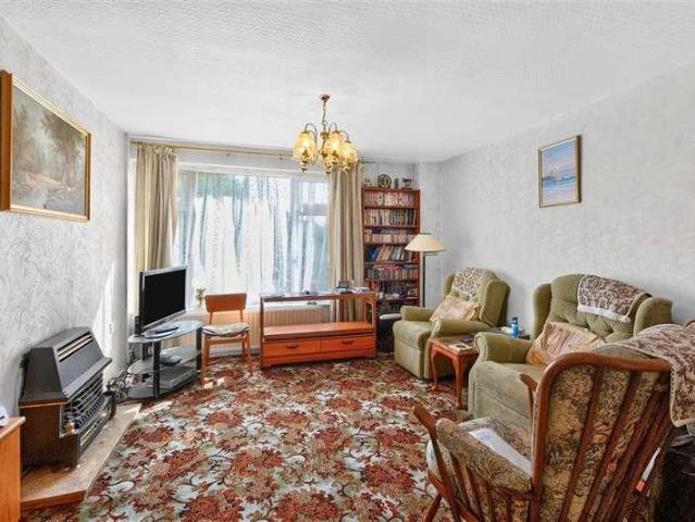 House for sale in Sunnymede, Basildon