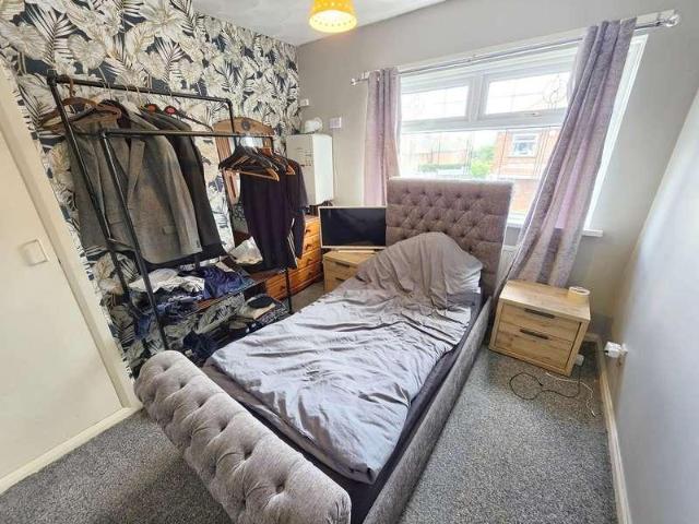 House for sale in Hoyland, South Yorkshire