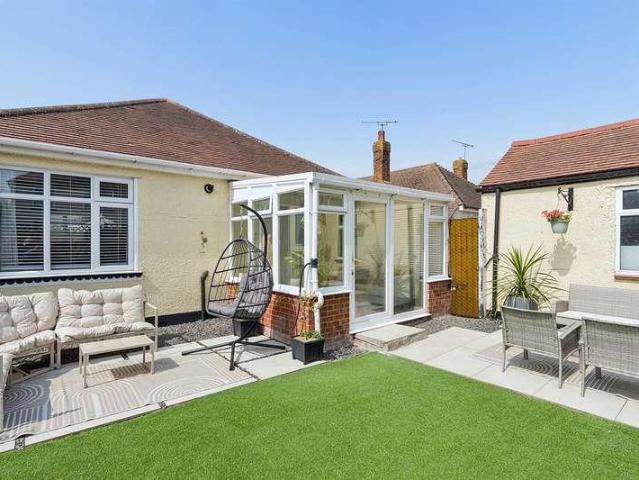 House for sale in Oxenden, The Bridge