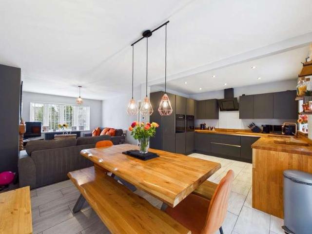 House for sale in Pontefract, West Yorkshire