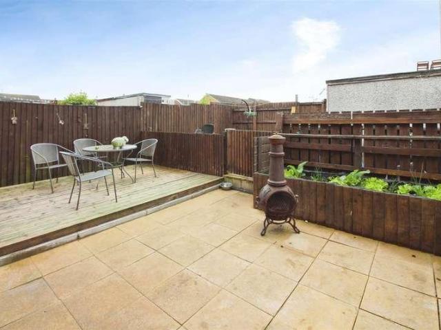 House for sale in Scholes, West Yorkshire