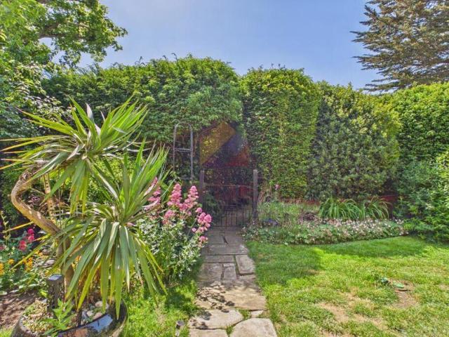 House for sale in Sudbury, Chelmondiston