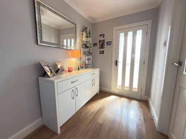 House for sale in Houghton Regis, Bedfordshire
