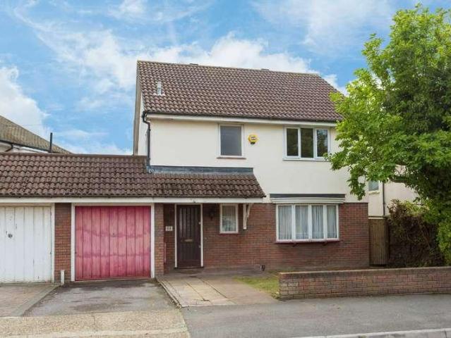 House for sale in Ruislip, Eastcote