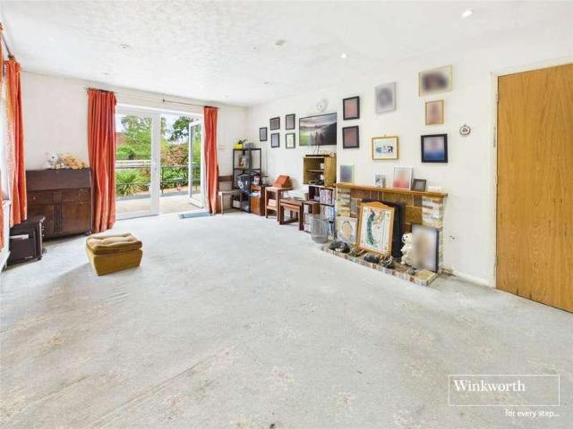 House for sale in Wash Common, Enborne