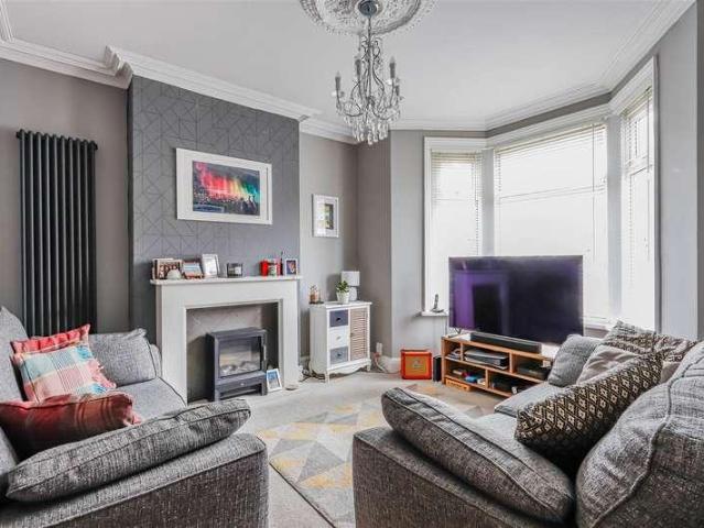 House for sale in Gibbonsdown, Barry