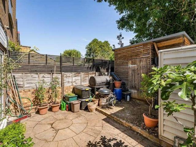 House for sale in Norbiton, Greater London