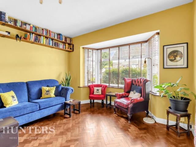 House for sale in Wardle, Burnedge