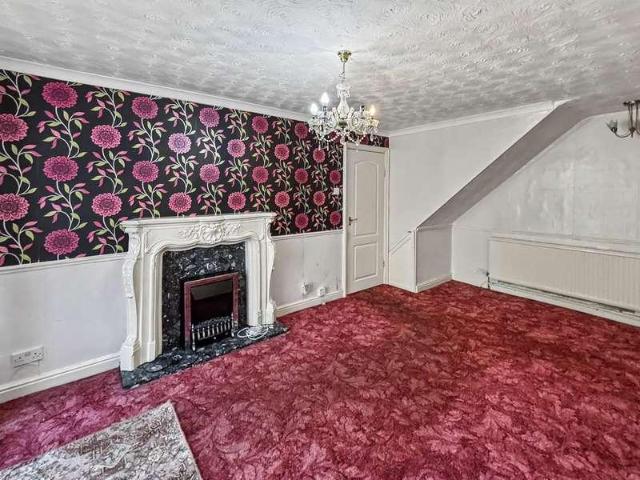 House for sale in Besses o' th' Barn, Bury