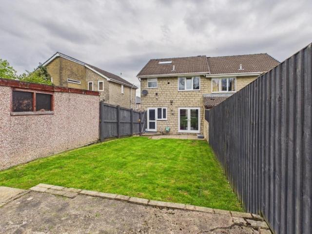 House for sale in Cottingley, West Yorkshire