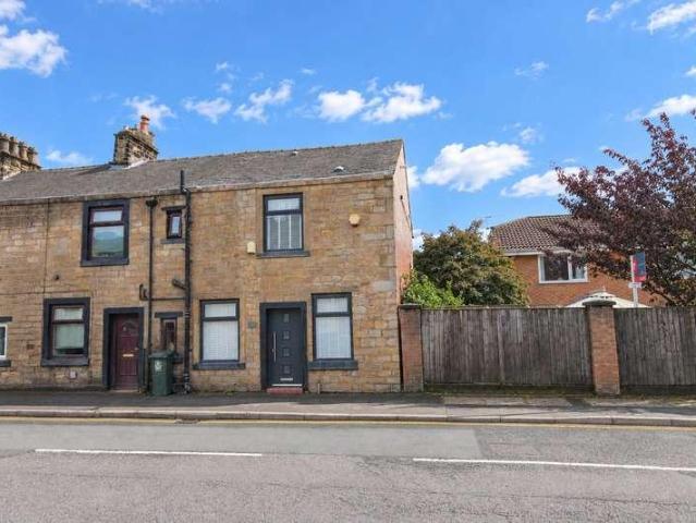 House for sale in Firgrove, Burnedge