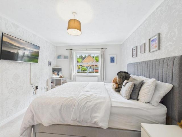 House for sale in Idle, West Yorkshire