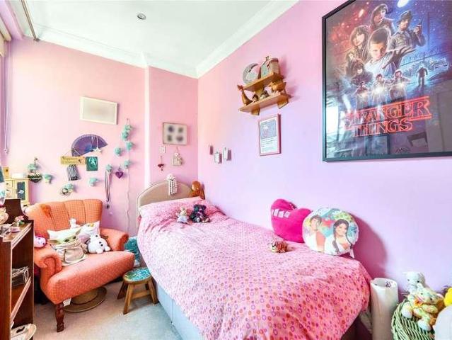House for sale in Berrylands, Greater London