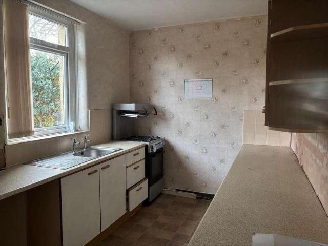 House for sale in Armitage Bridge, West Yorkshire