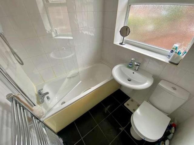 House for sale in Georgia, Greater Manchester